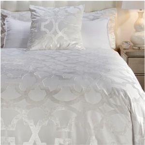 Z Gallerie King Size Duvet